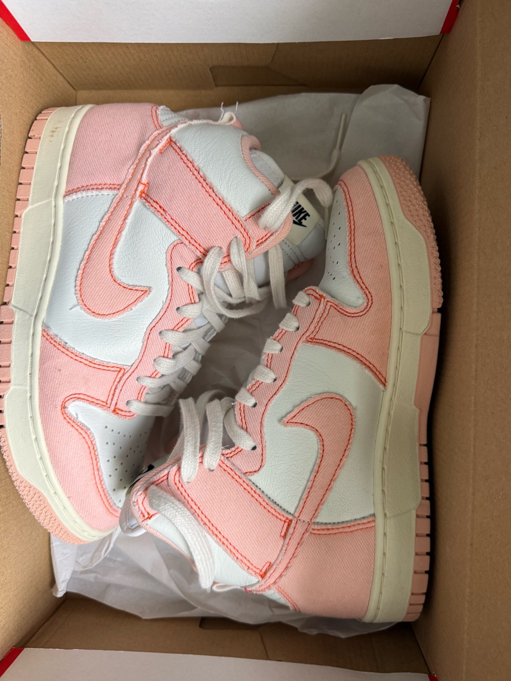 Nike Dunk Hi 1985 in Arctic Orange